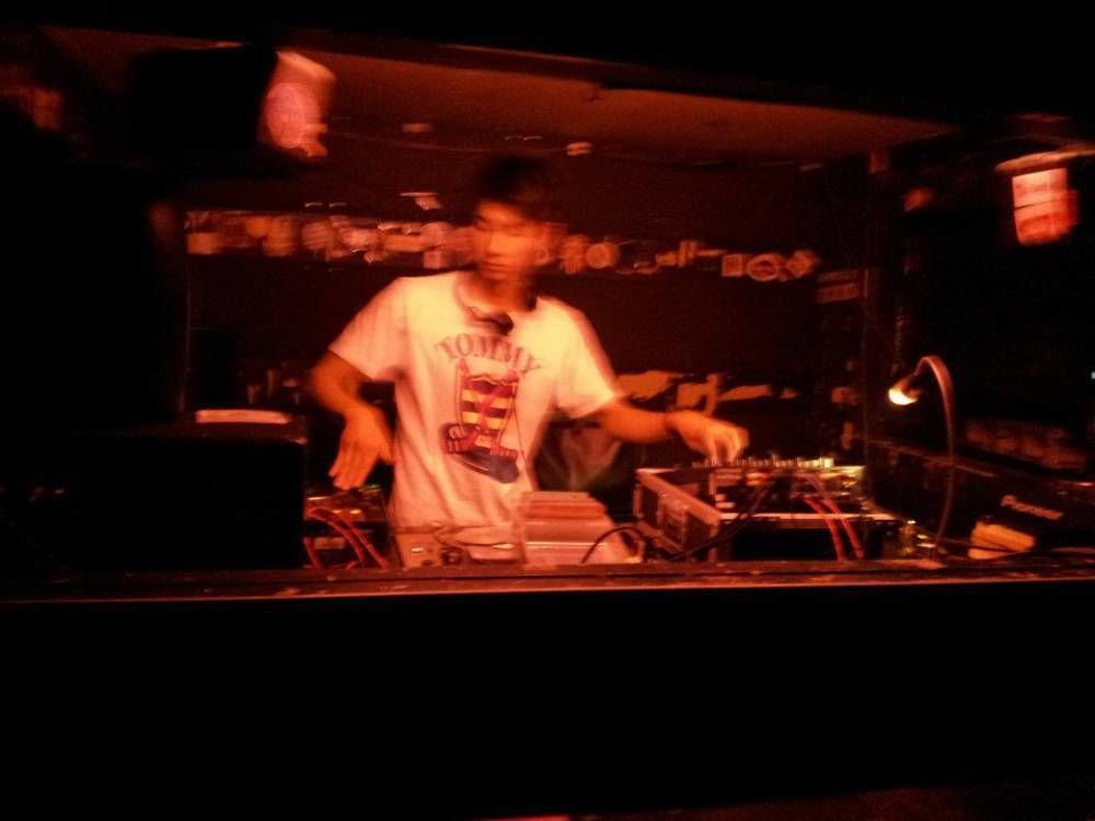 DJ Tomy