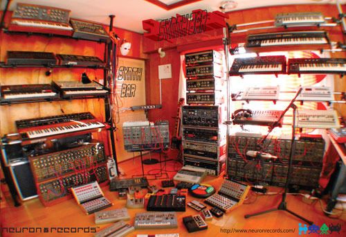 neuron records presents SYNTH Bar 2012 