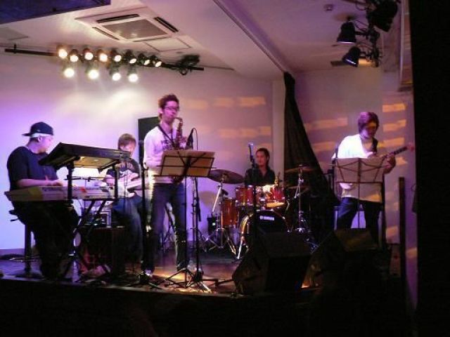 Feel The Flow”投げ銭LIVE!!!!”