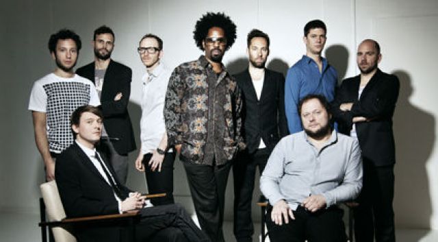 JAZZANOVA LIVE featuring PAUL RANDOLPH