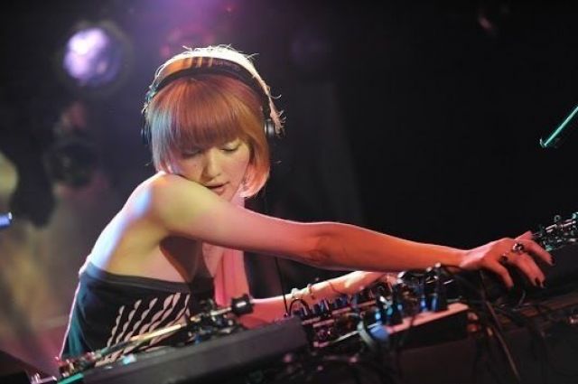 Biscotti -LIVE＆DJ 野本かりあ-