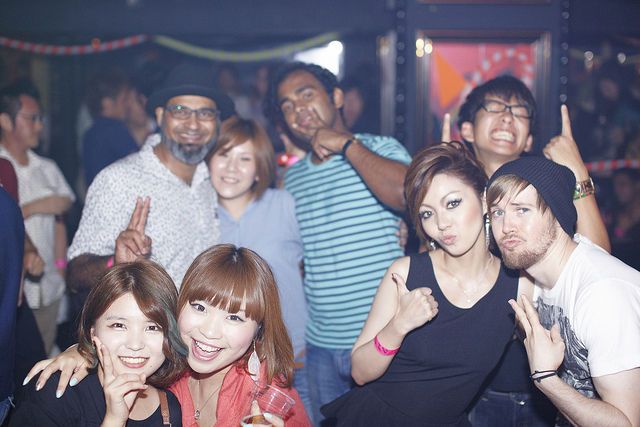 11/30(土)WhyNot!?国際交流パーティ＠Bar SD梅田