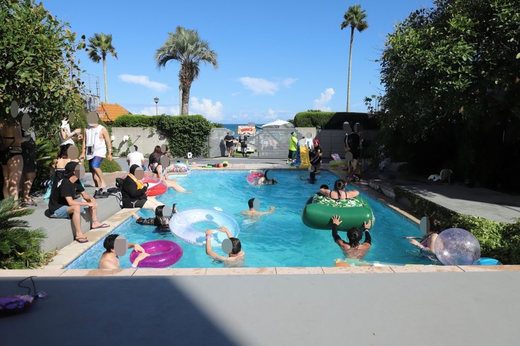 KAMOGAWA POOL DEBUdance