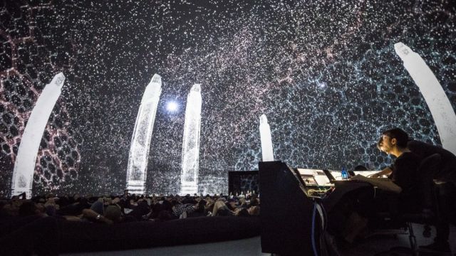 「聴いたことのない音楽、見たことのない映像を求めて」
日本科学未来館に集う、デジタルアートの探求者たち。
MUTEK.JP 2017いよいよ開催
