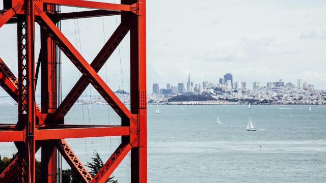 サンフランシスコ市がアーティストに月10万円相当のベーシックインカム支給をスタート
