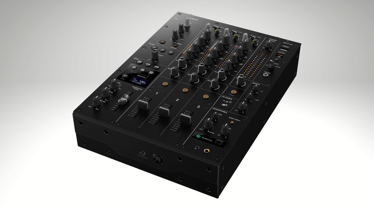 AlphaTheta次世代3ch DJミキサー「DJM-V5」1月28日発売｜DJM-V10の設計思想をコンパクトに凝縮
