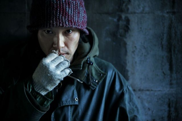 半野喜弘による初映画監督作品『雨にゆれる女』が2016年に公開