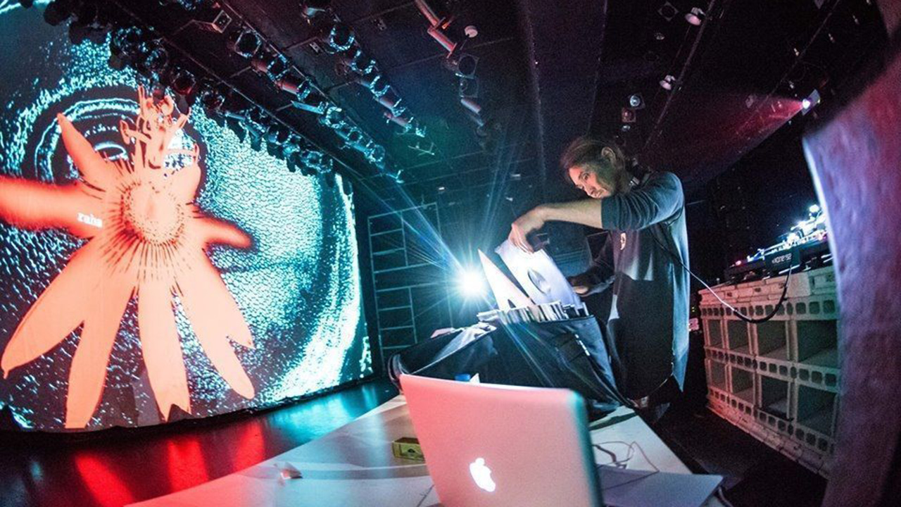 Ibiza Through RAHA’s Eyes - vol.94:いよいよ最後の5週間。最後はついにSunwavesへの初出演!